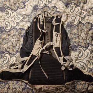 Osprey Talon 22 M/L black